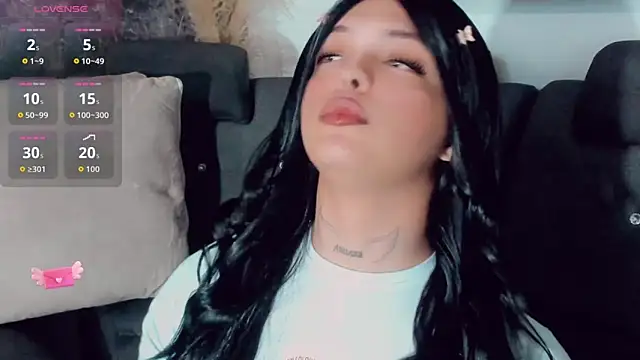 Chat XXX ao vivo de Emmaa_Saenz_