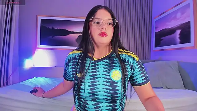 Hailey-Foxn Live XXX chat