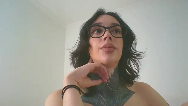 All_yours555n Live XXX chat