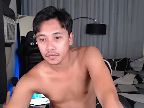 alexsuckable01 XXX чат на живо