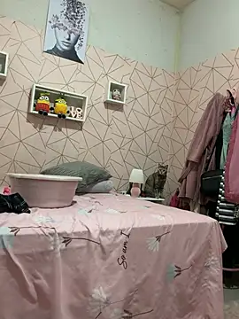 Irresistible24 Live XXX-Chat