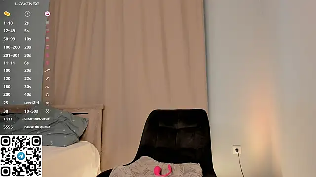 tyty_piupiu's Live XXX Chat