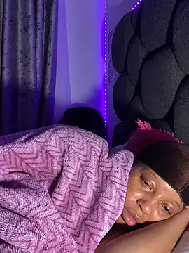 RainBougie's Live XXX Chat
