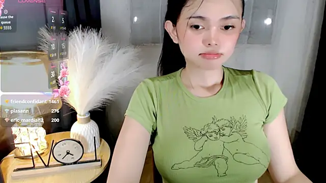 Chat +18 de wildest_fantasy ao vivo