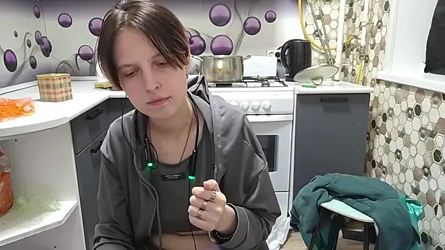 Saranade 라이브 XXX 채팅