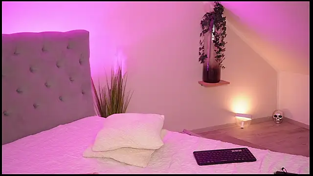 hotmilfbitch – Live XXX-chat