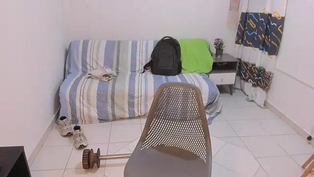 XXX chat uživo modela Santy_Stump