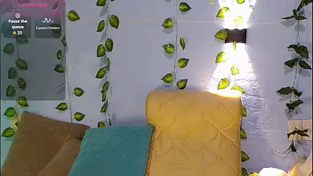 venus_swet_'s Live XXX Chat
