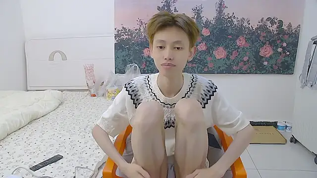 Tomato-888 Webcam show