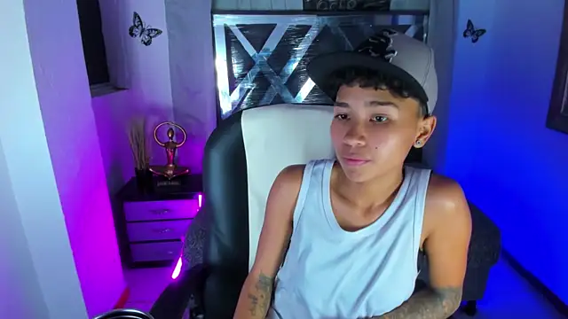 nova_sex01 Adlı Modelin Canlı XXX Sohbeti