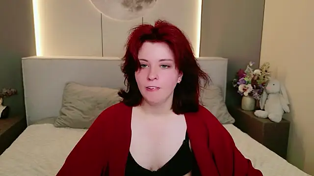 Milana_Bold: онлайн-секс-чат