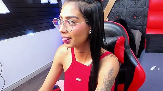 Chat XXX en directo de KarlaSlutSkinny__
