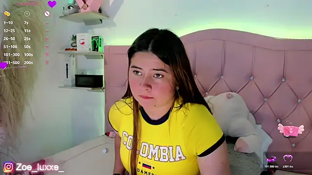Zoe_Luxxe_'s Live XXX Chat