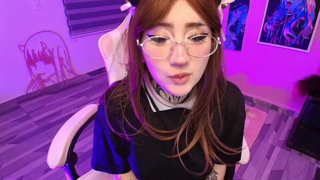 Chat +18 de Miwa_violet ao vivo