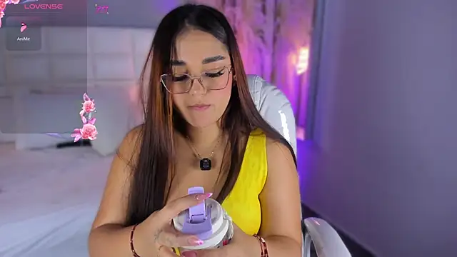 Anasha21's Live XXX Chat