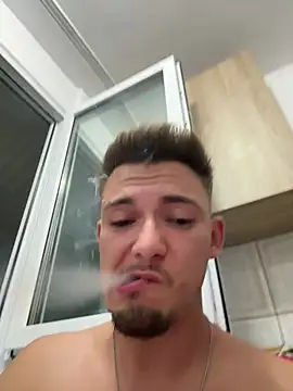 AndrewAndrew997 – Naživo XXX chat