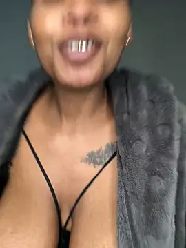 Nicole-Liam- Live XXX-chat