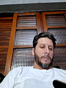 Show de CasadoHetero na webcam