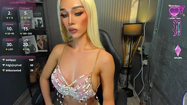 Tarah_Morphy Pertunjukan Webcam