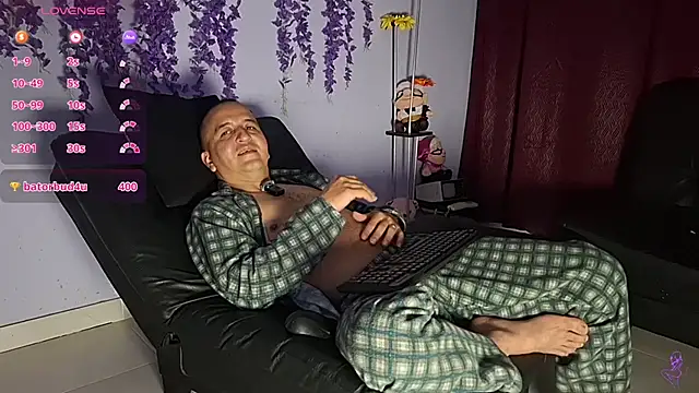 Živý XXX chat GreisyAndHazzan