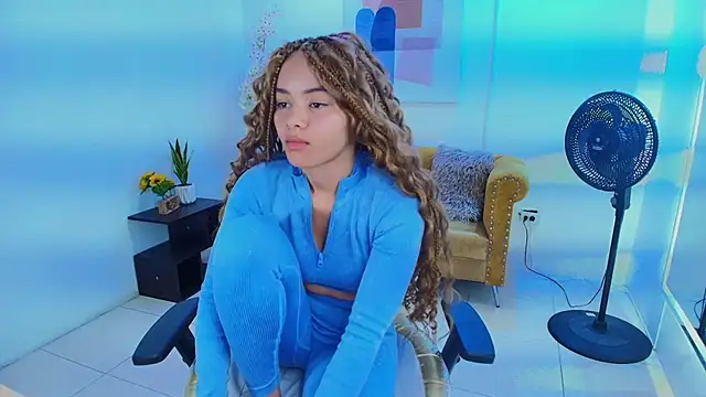Baby_curly's Live XXX Chat