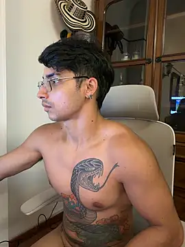 Czat XXX na żywo – David_Tresh5