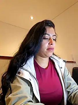 Luianna's Live XXX Chat
