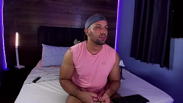 anthonylatynxd Chat XXX in diretta