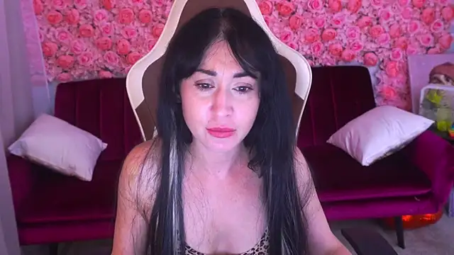 CarolinaaFoxyyy's Live XXX Chat