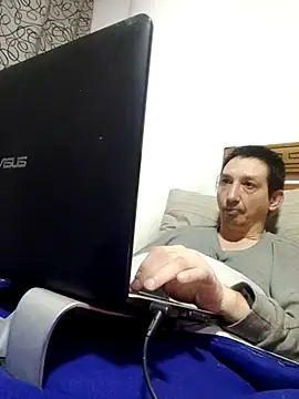 Pacobakan042's Live XXX Chat