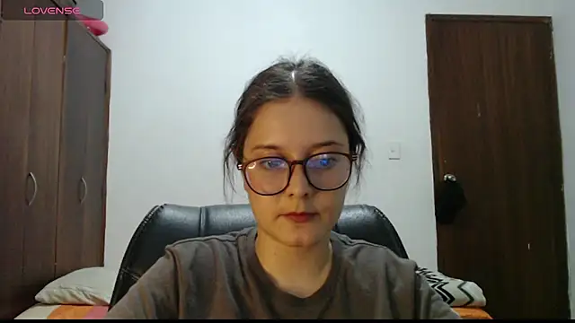 MadieeLorez Live XXX-chat