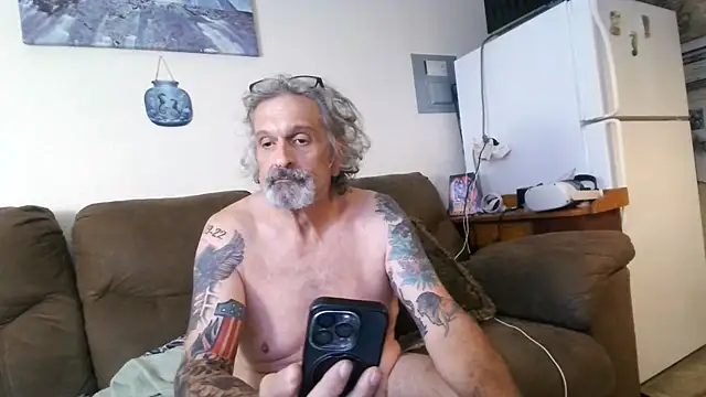 Harley1414Vicky élő XXX-chatje