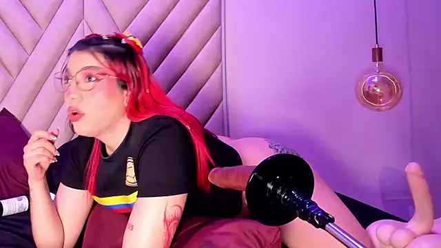 Chatroom XXX en direct de EmmaSwift_