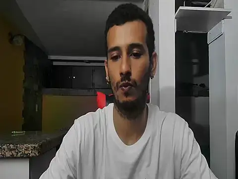 talktome4's Live XXX Chat