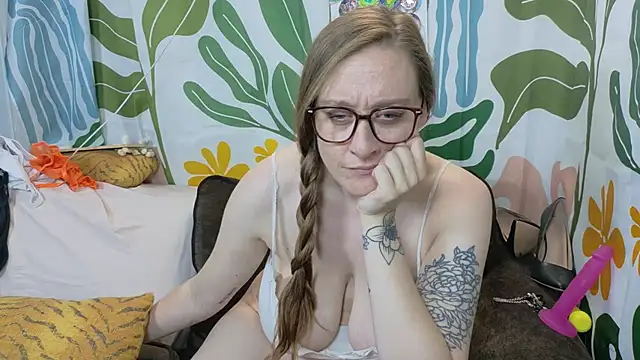 millie_rose_xo: онлайн-секс-чат