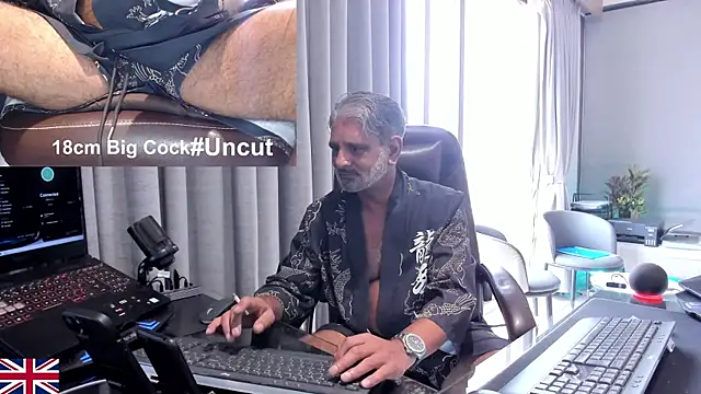 OnlineBossUK's Webcam Show