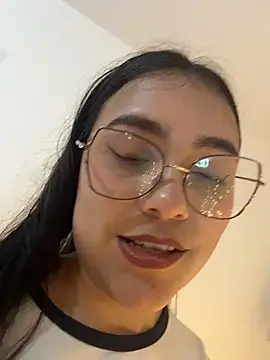 Chat XXX en directo de Angell-kitty