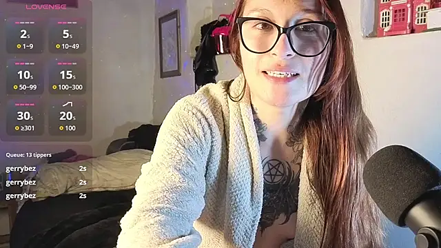 Chat +18 de kittenlizz ao vivo