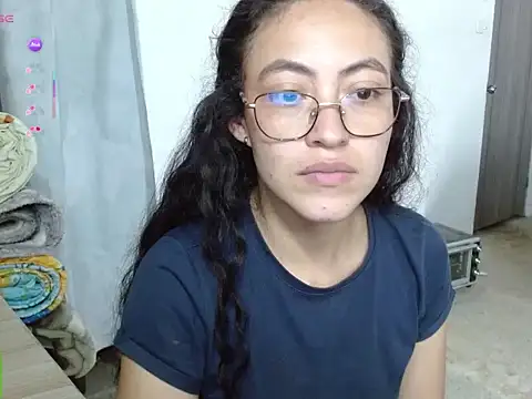 Chat XXX ao vivo de Amitlu_