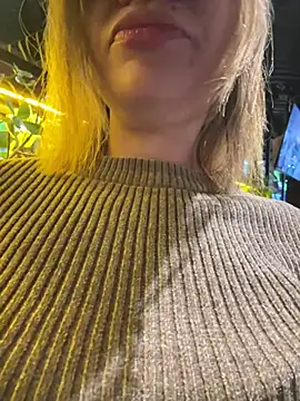 Chat +18 de HeavenAylin ao vivo