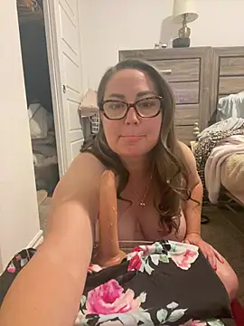 Chat XXX en directo de Chubby-Kat50