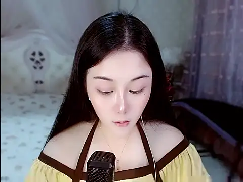 Amy-cnbaby: онлайн-секс-чат