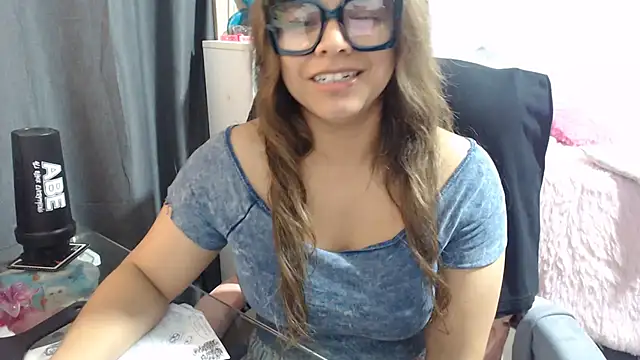 KatteAngelLat's Live XXX Chat