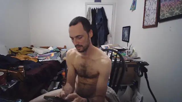 JohnnyMoves élő XXX-chatje