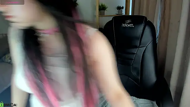 Emma-Blissa's Live XXX Chat