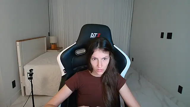 upssnowy Chat XXX live