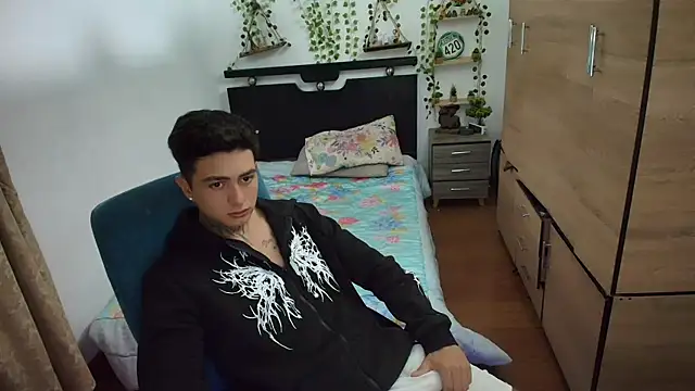 Chat XXX ao vivo de santii_ss