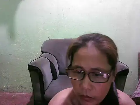 XXX chat uživo modela HotLadyPinay32