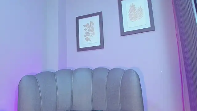 Roxanna_moore XXX чат на живо