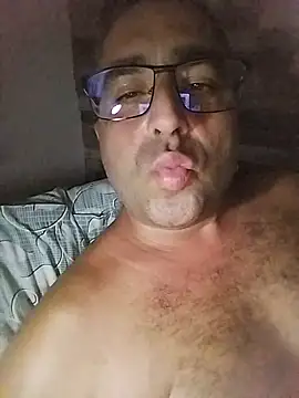 ADRIAN_ADI40 Adlı Modelin Canlı XXX Sohbeti